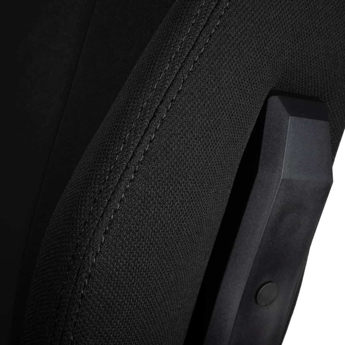 E250 gaming chair by Nitro Concepts