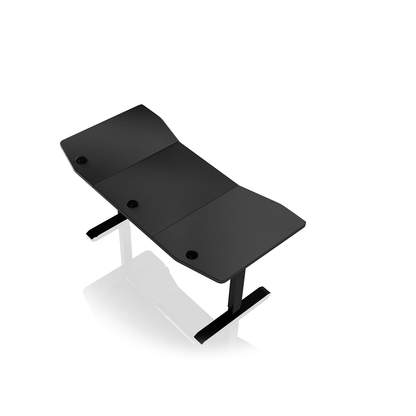 D16E gaming desk