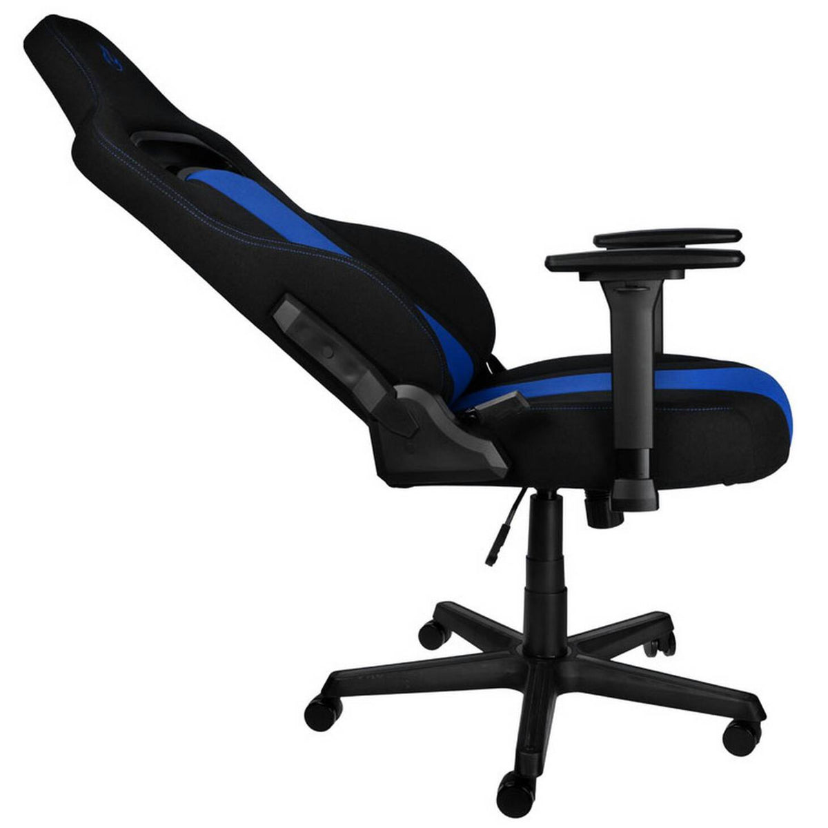 E250 gaming chair by Nitro Concepts