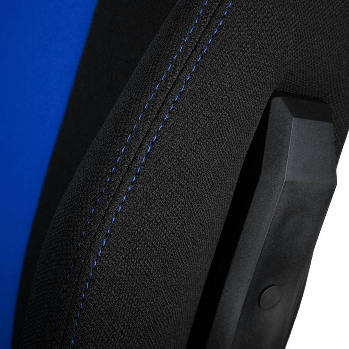 E250 gaming chair by Nitro Concepts